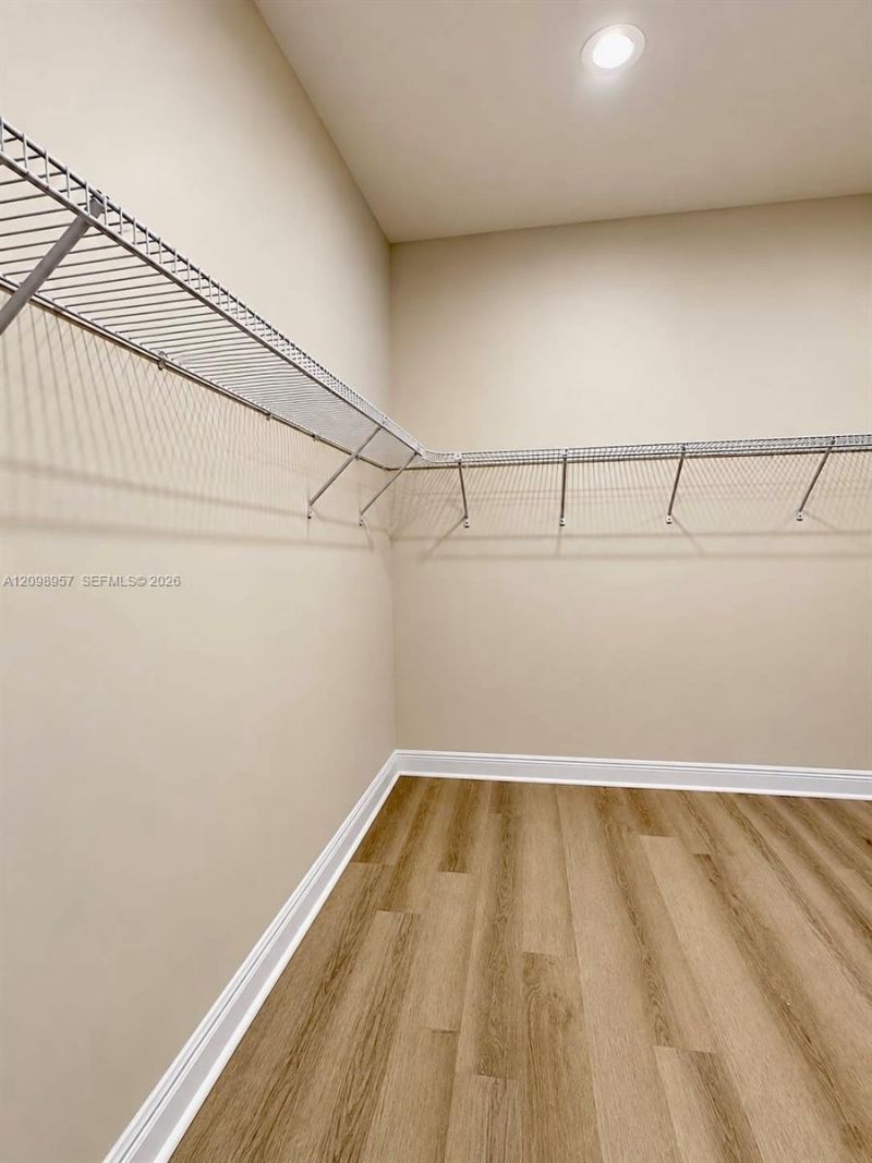 3200 Stirling Rd , Unit F6, Hollywood, FL 33021 Photo
