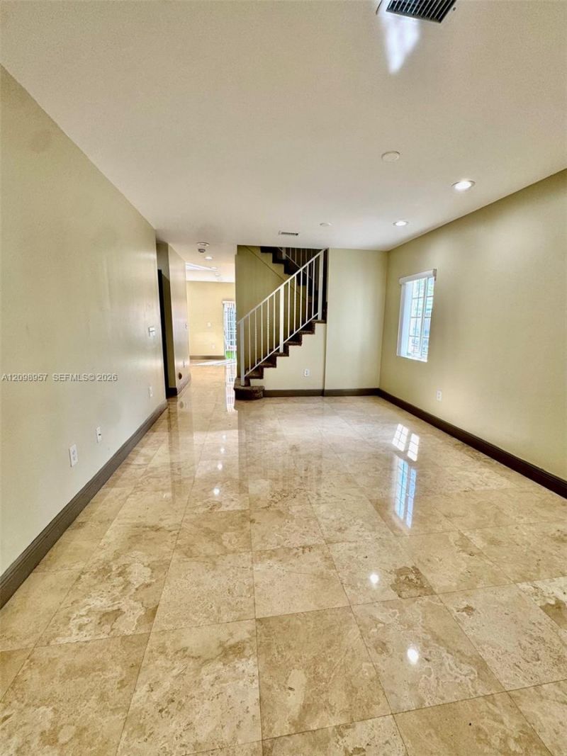 3200 Stirling Rd , Unit F6, Hollywood, FL 33021 Photo
