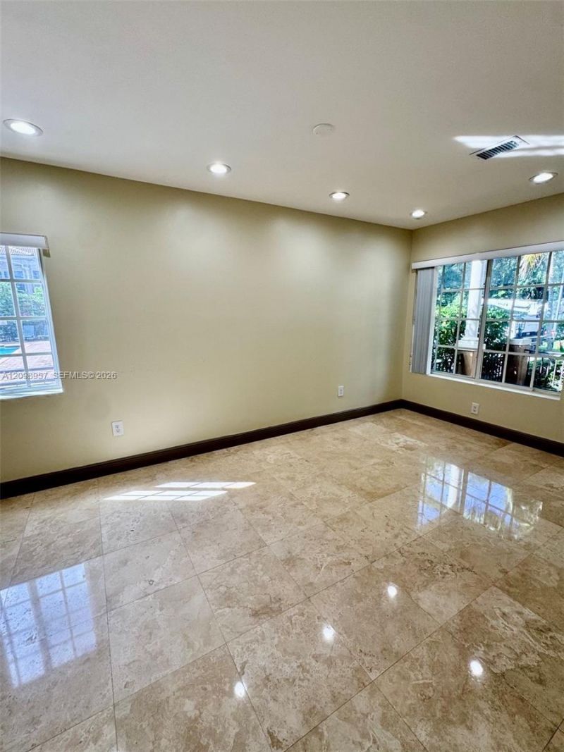 3200 Stirling Rd , Unit F6, Hollywood, FL 33021 Photo