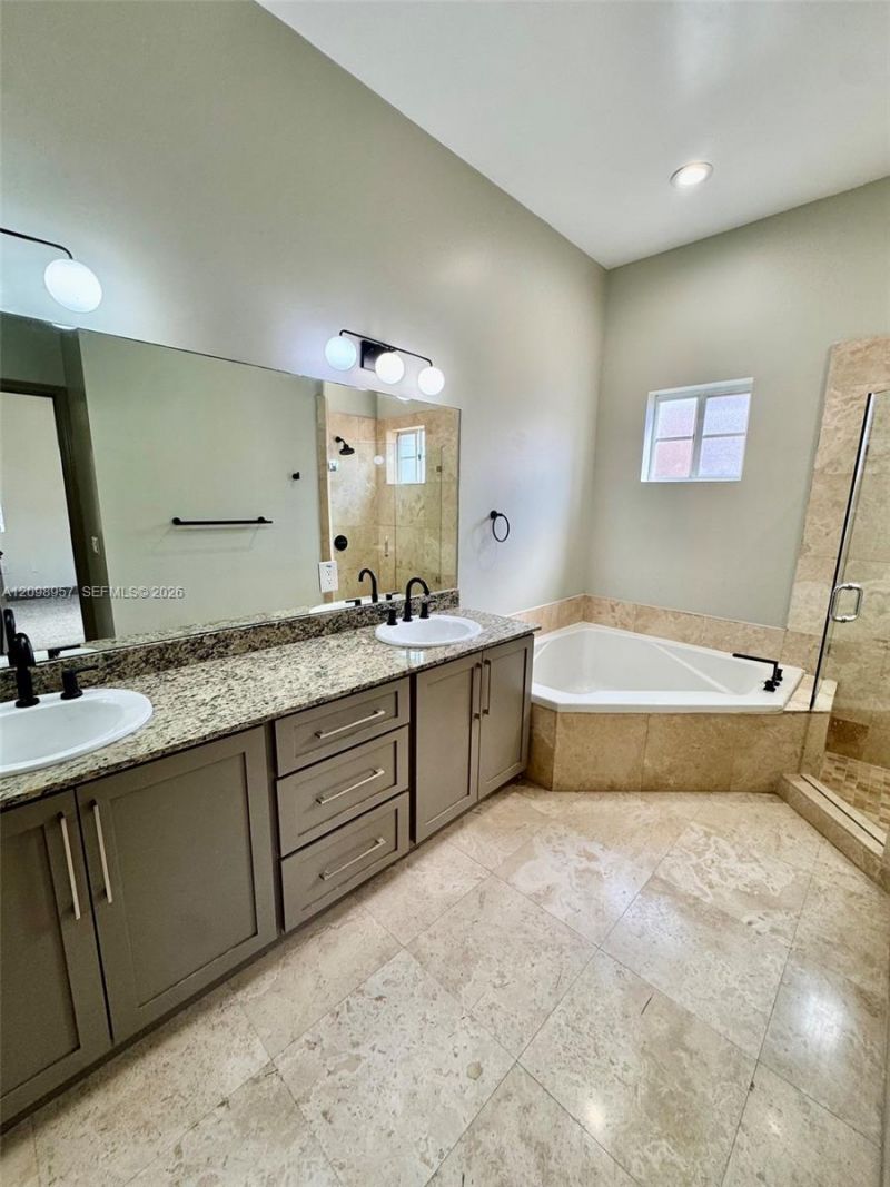 3200 Stirling Rd , Unit F6, Hollywood, FL 33021 Photo