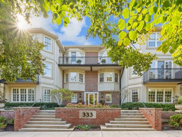 333 E Westminster Road , Unit 2B, Lake Forest, IL 60045