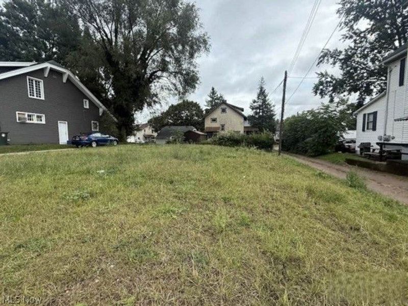 1602 Woodland Avenue NW, Canton, OH 44703 Photo 1