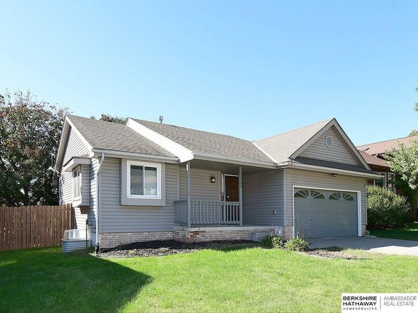 13705 Chandler Street, Omaha, NE 68138
