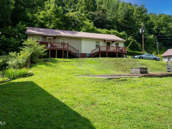 1053 Big Horn Drive, Grundy, VA 24614
