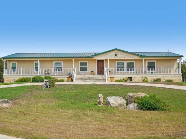 256 Wharton Rd, Kerrville, TX 78028