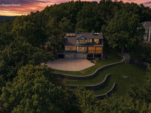 437 Waterfield Drive , Branson West, MO 65737