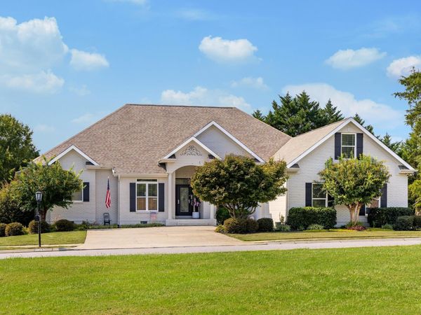 9133 Crystal Brook Drive, Apison, TN 37302