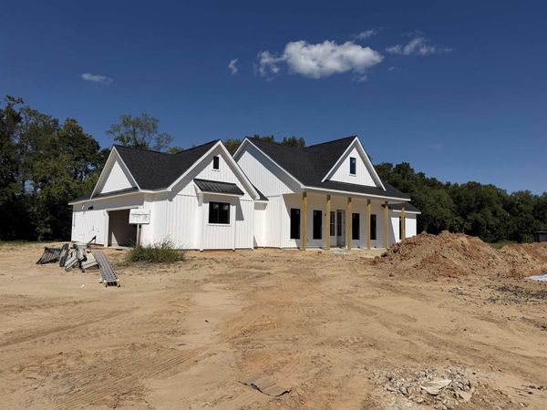 2680 NW Pleasant Grove Rd. , Loris, SC 29569