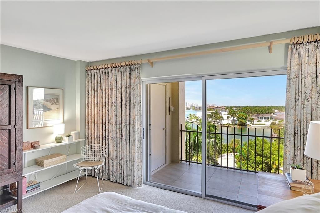 2150 Gulf Shore Blvd N, Unit 703, Naples, FL 34102 Photo