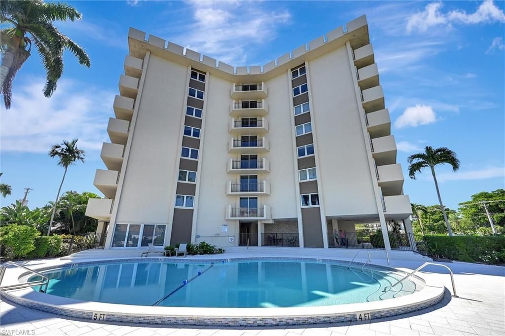 2150 Gulf Shore Blvd N, Unit 703, Naples, FL 34102 Photo