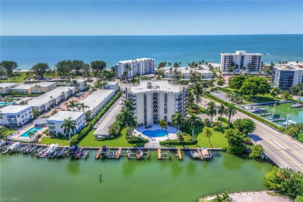 2150 Gulf Shore Blvd N, Unit 703, Naples, FL 34102 Photo