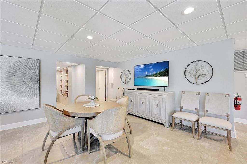 2150 Gulf Shore Blvd N, Unit 703, Naples, FL 34102 Photo