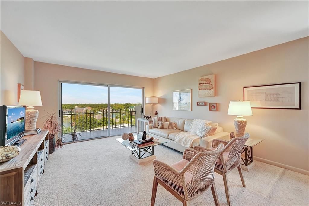 2150 Gulf Shore Blvd N, Unit 703, Naples, FL 34102 Photo