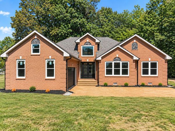 2137 Burford Rd, Lebanon, TN 37087