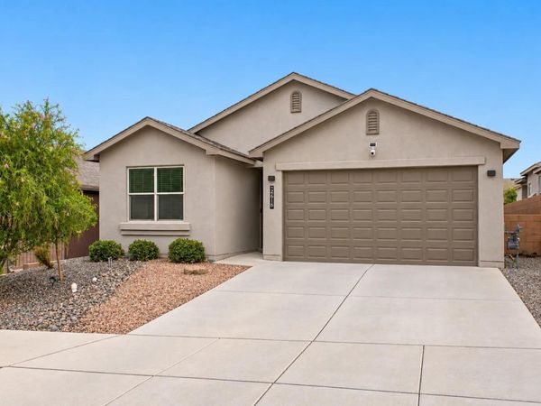 2610 Camino Plata Loop NE, Rio Rancho, NM 87144