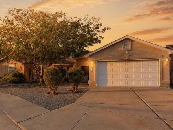 7711 Kane Court NW, Albuquerque, NM 87120