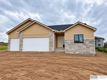 11275 S 220th Street, Gretna, NE 68028