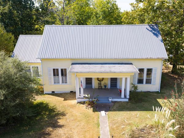 411 N High Street , Antlers, OK 74523
