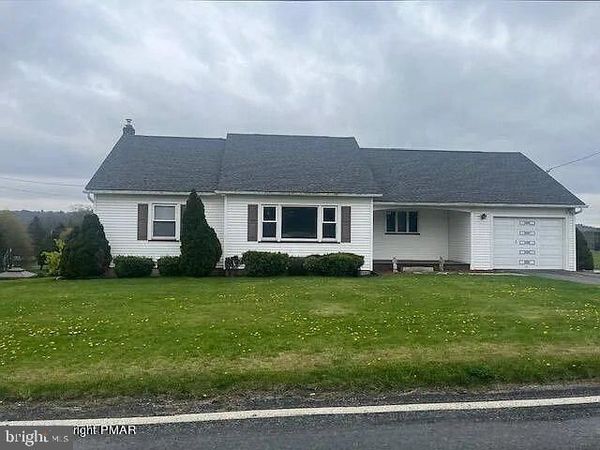 474 BELTZVILLE DRIVE, KUNKLETOWN, PA 18058