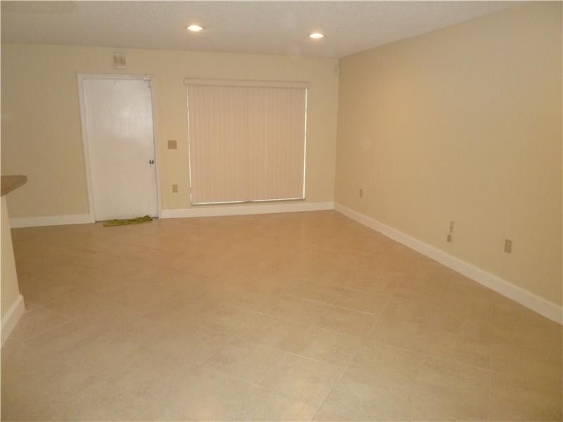 9616 NW 26th Place, Sunrise, FL 33322 Photo
