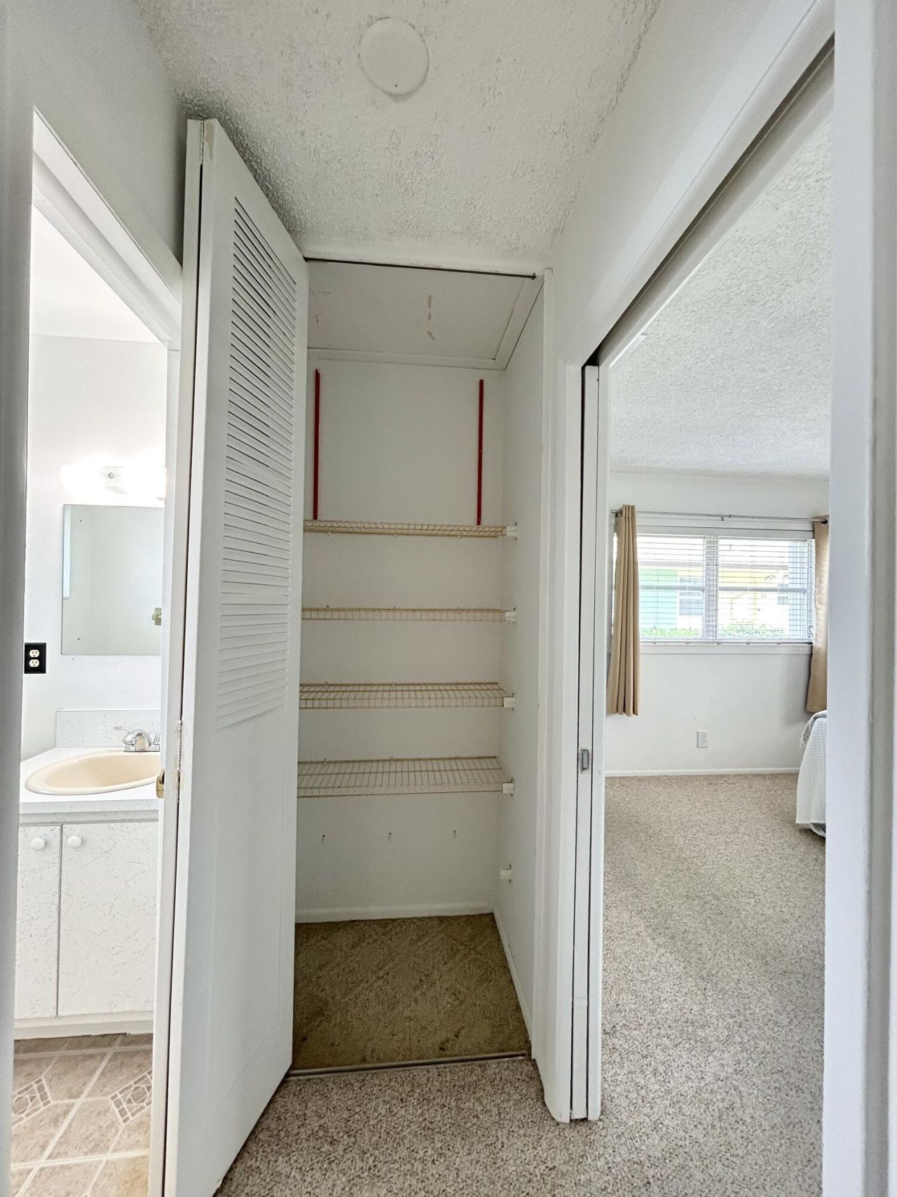 2915 Crosley Drive W, Unit A, West Palm Beach, FL 33415 Photo