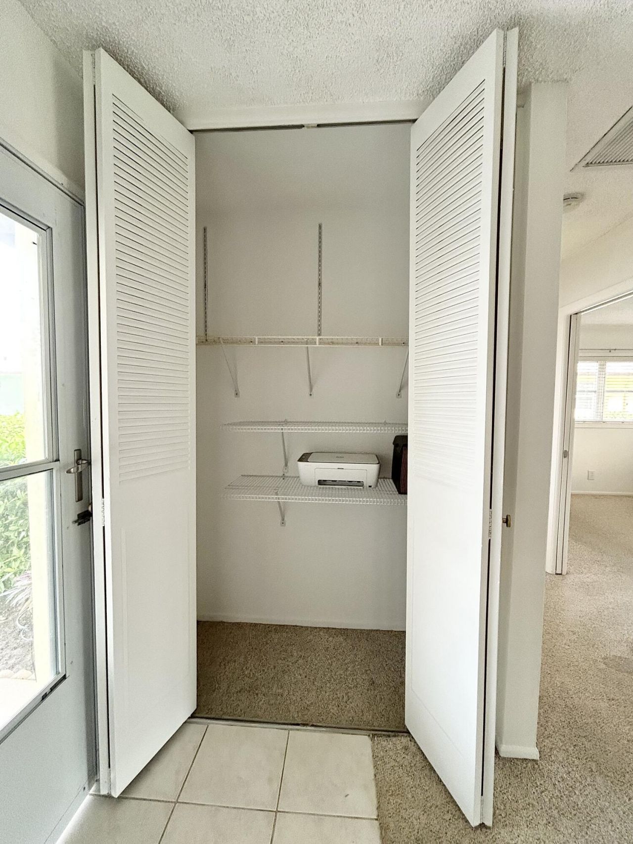 2915 Crosley Drive W, Unit A, West Palm Beach, FL 33415 Photo
