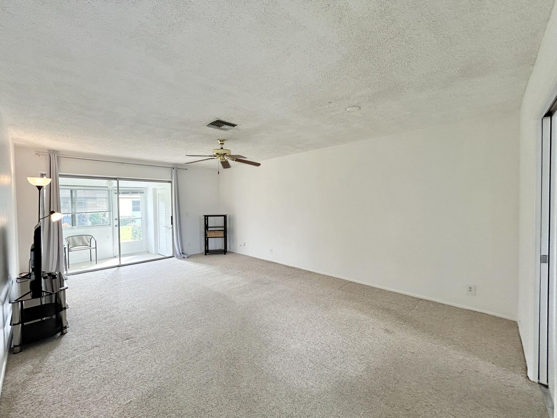 2915 Crosley Drive W, Unit A, West Palm Beach, FL 33415 Photo