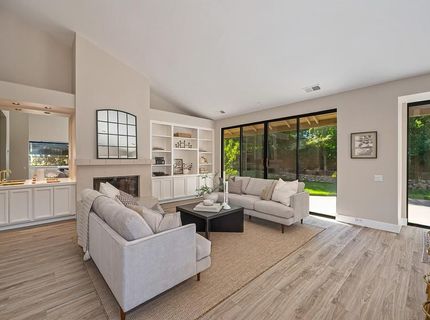 11380 Huntington Village Ln, Gold River, CA 95670 Photo