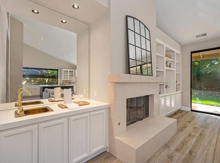 11380 Huntington Village Ln, Gold River, CA 95670 Photo
