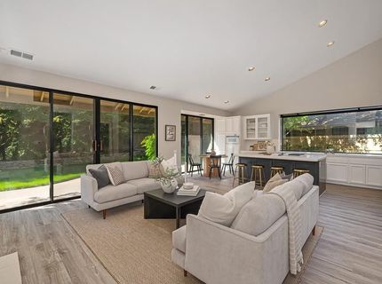 11380 Huntington Village Ln, Gold River, CA 95670 Photo