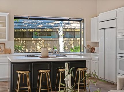 11380 Huntington Village Ln, Gold River, CA 95670 Photo
