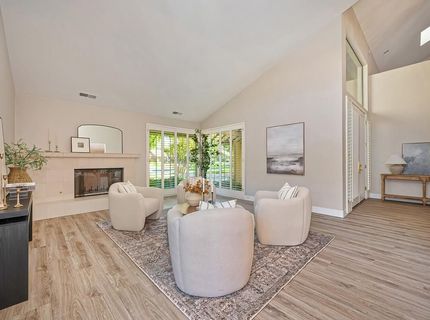11380 Huntington Village Ln, Gold River, CA 95670 Photo