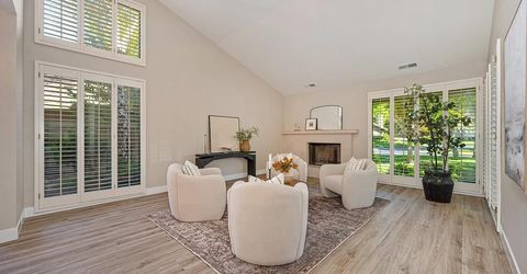 11380 Huntington Village Ln, Gold River, CA 95670 Photo