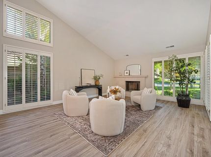 11380 Huntington Village Ln, Gold River, CA 95670 Photo