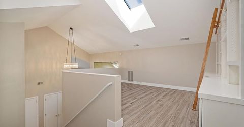 11380 Huntington Village Ln, Gold River, CA 95670 Photo
