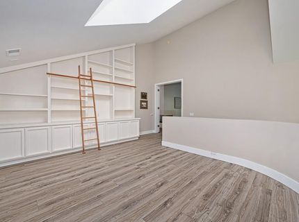 11380 Huntington Village Ln, Gold River, CA 95670 Photo