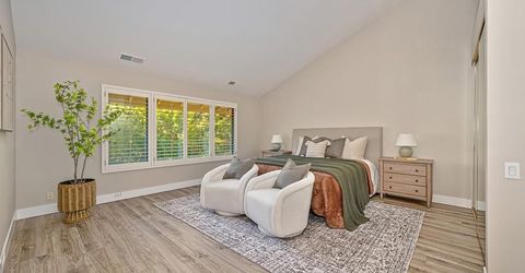 11380 Huntington Village Ln, Gold River, CA 95670 Photo