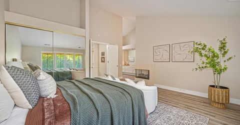 11380 Huntington Village Ln, Gold River, CA 95670 Photo