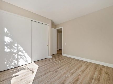 11380 Huntington Village Ln, Gold River, CA 95670 Photo