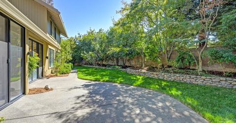 11380 Huntington Village Ln, Gold River, CA 95670 Photo