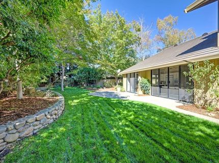 11380 Huntington Village Ln, Gold River, CA 95670 Photo