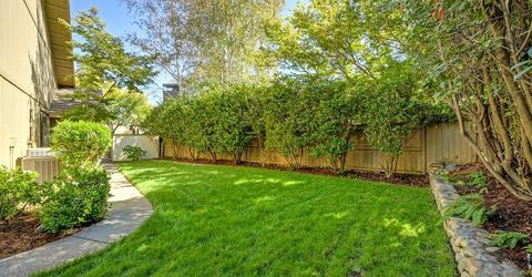 11380 Huntington Village Ln, Gold River, CA 95670 Photo