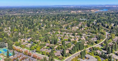 11380 Huntington Village Ln, Gold River, CA 95670 Photo