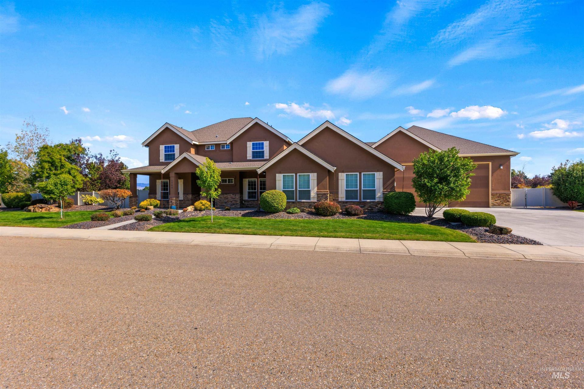 3742 S Stockenham Ave, Meridian, ID 83642 Main Photo