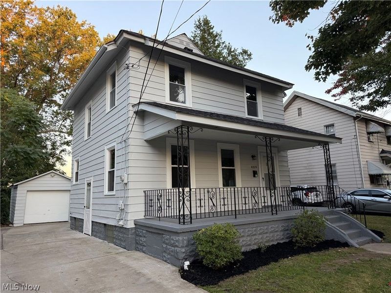 409 The Brooklands Avenue, Akron, OH 44305 Photo 3