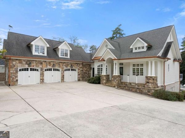 8190 Bennett Lane, Gainesville, GA 30506