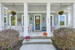 310 Woodgate Way photo 4