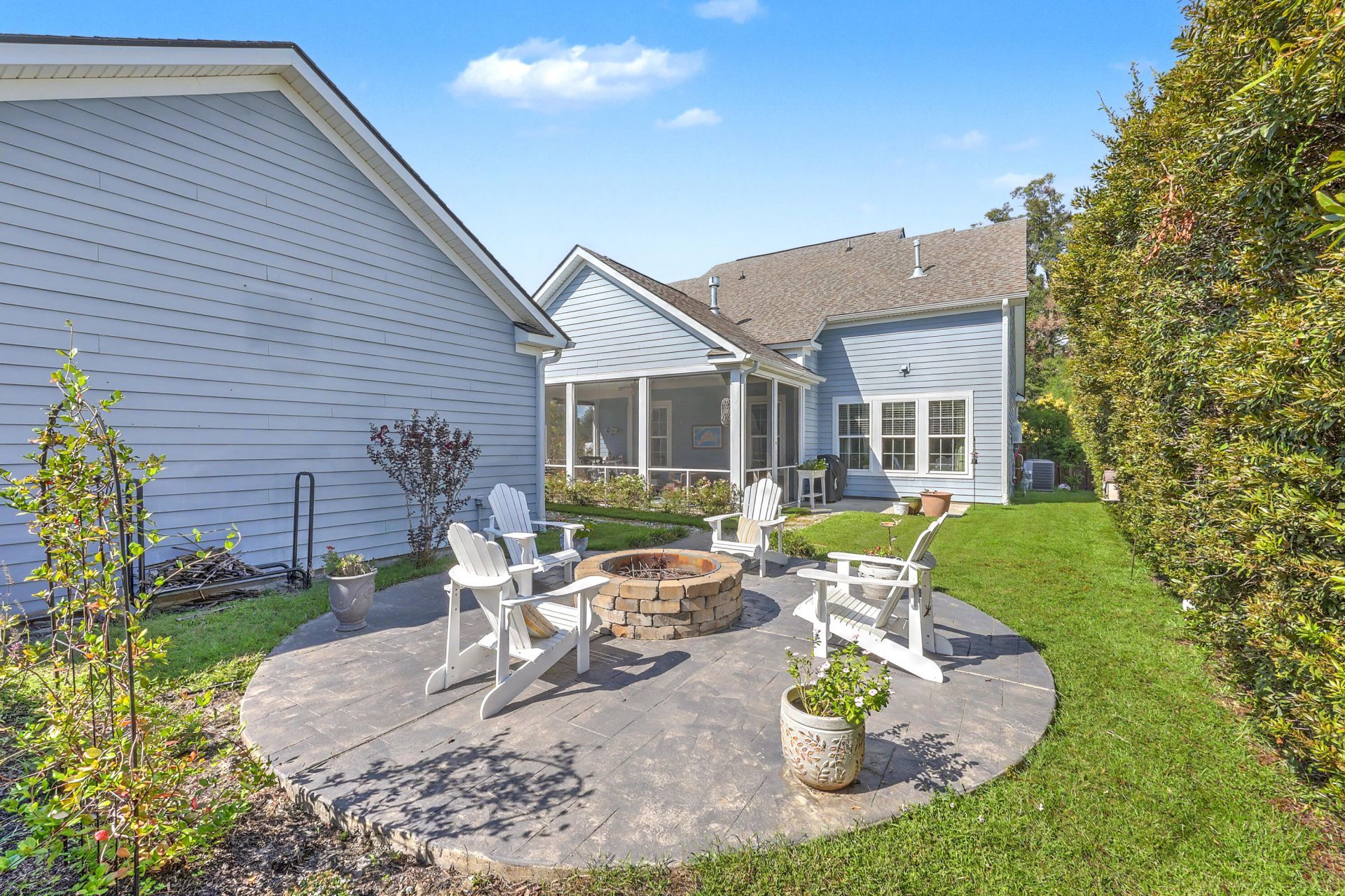 310 Woodgate Way Photo 33