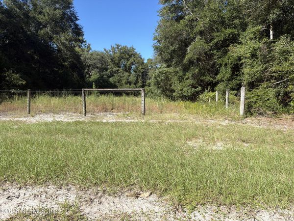 225 BEULAH CHURCH Road, Crescent City, FL 32112