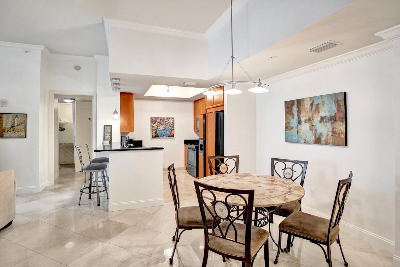 99 SE Mizner Boulevard, Unit 533, Boca Raton, FL 33432 Photo